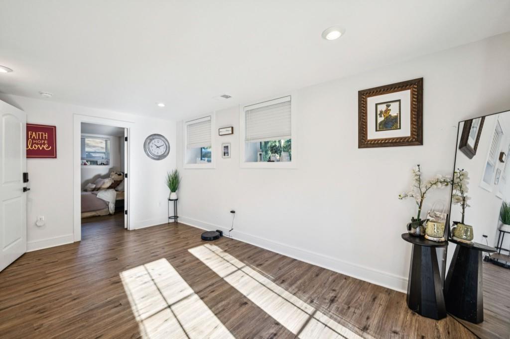 2432 Kelly Lake Drive