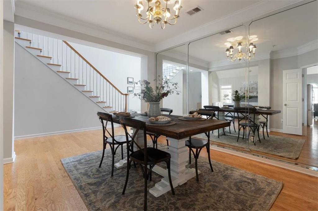 1262 Parkview Lane NW