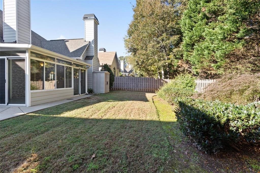 1262 Parkview Lane NW