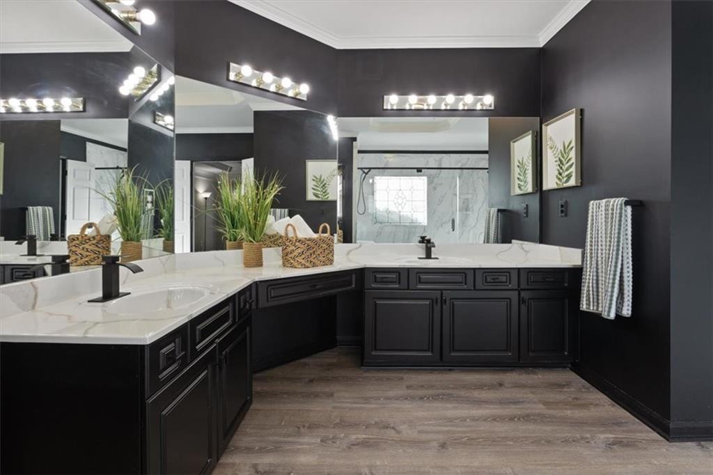 1262 Parkview Lane NW