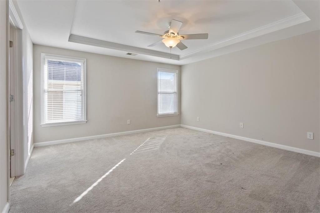 1262 Parkview Lane NW