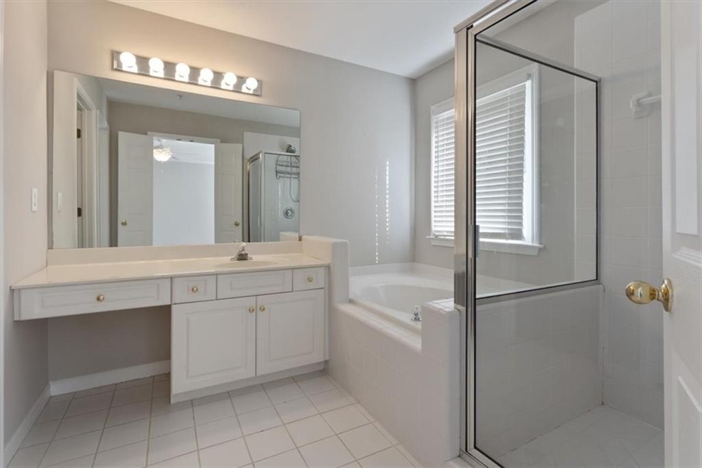 1262 Parkview Lane NW