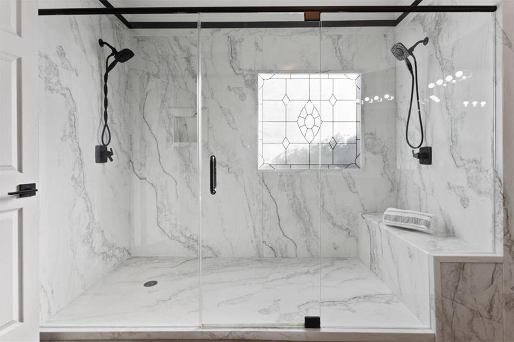 1262 Parkview Lane NW