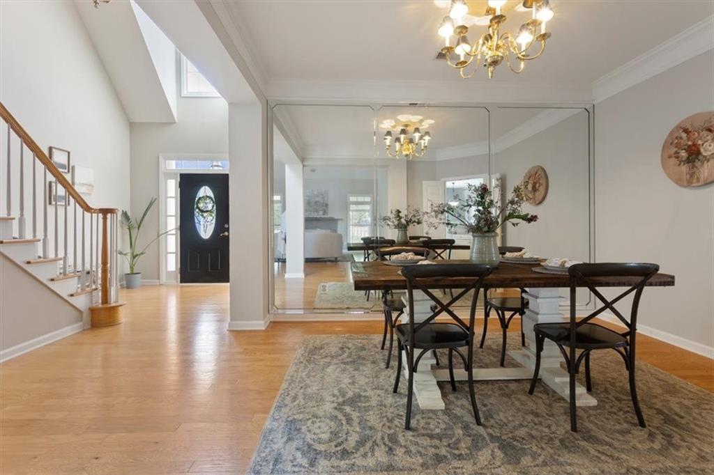 1262 Parkview Lane NW