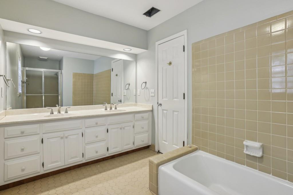 6215 River Chase Circle