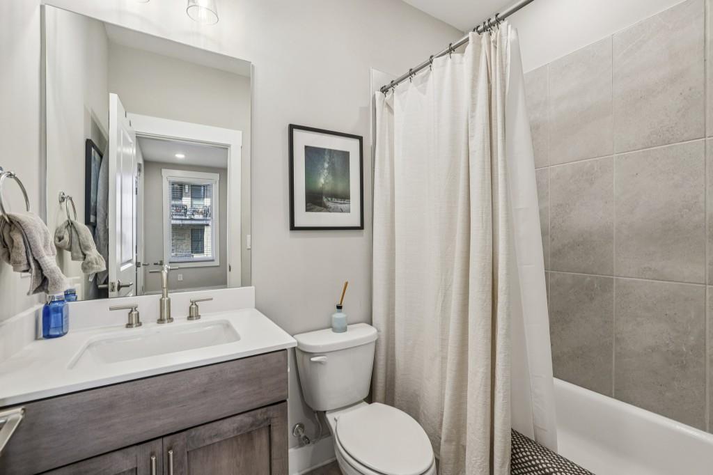 1024 Robert Smalls Way