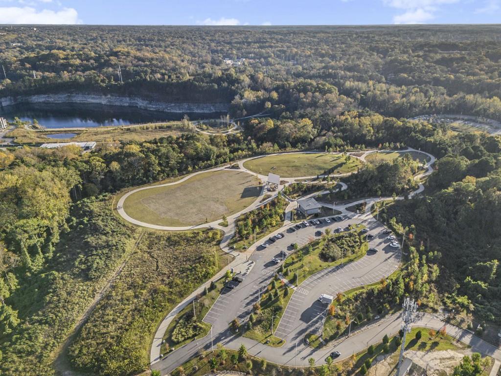 1024 Robert Smalls Way