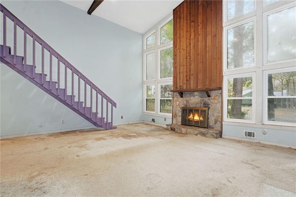 767 Starmist Court NE