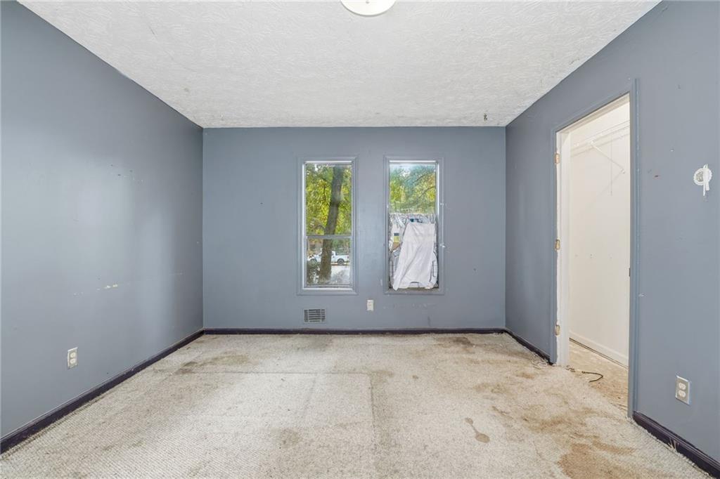 767 Starmist Court NE