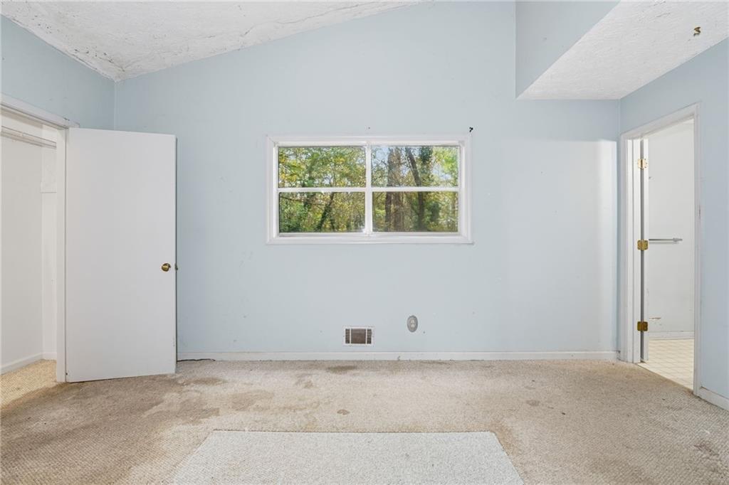 767 Starmist Court NE