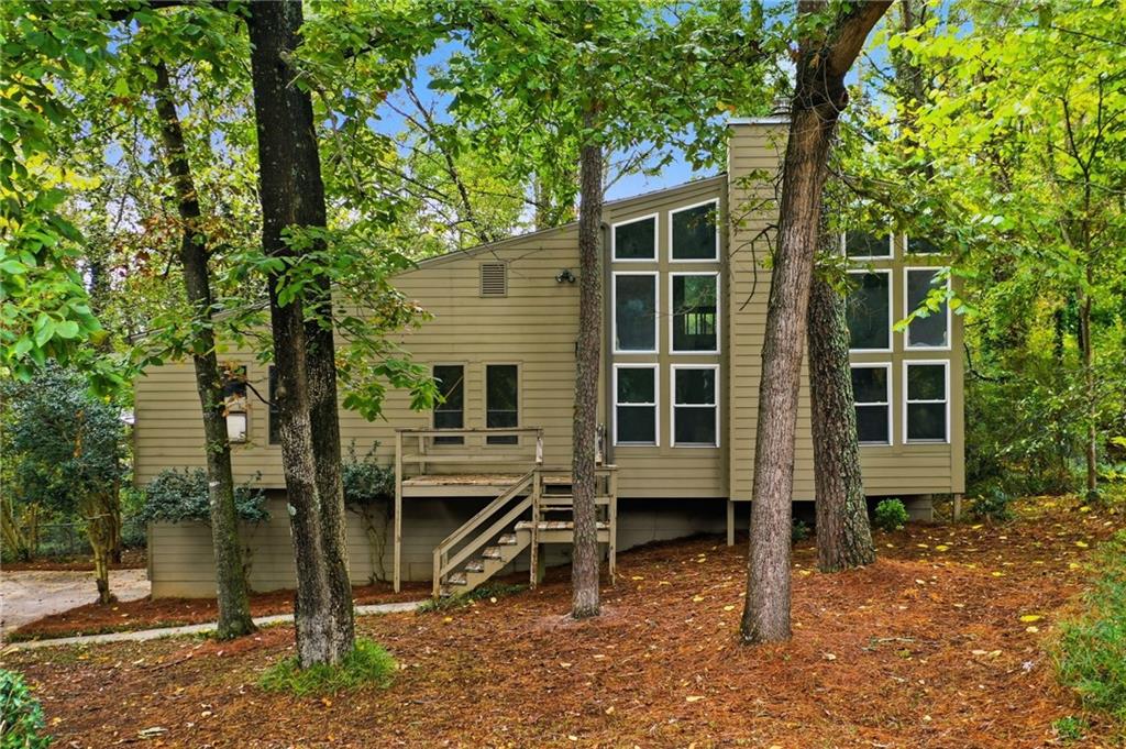 767 Starmist Court NE