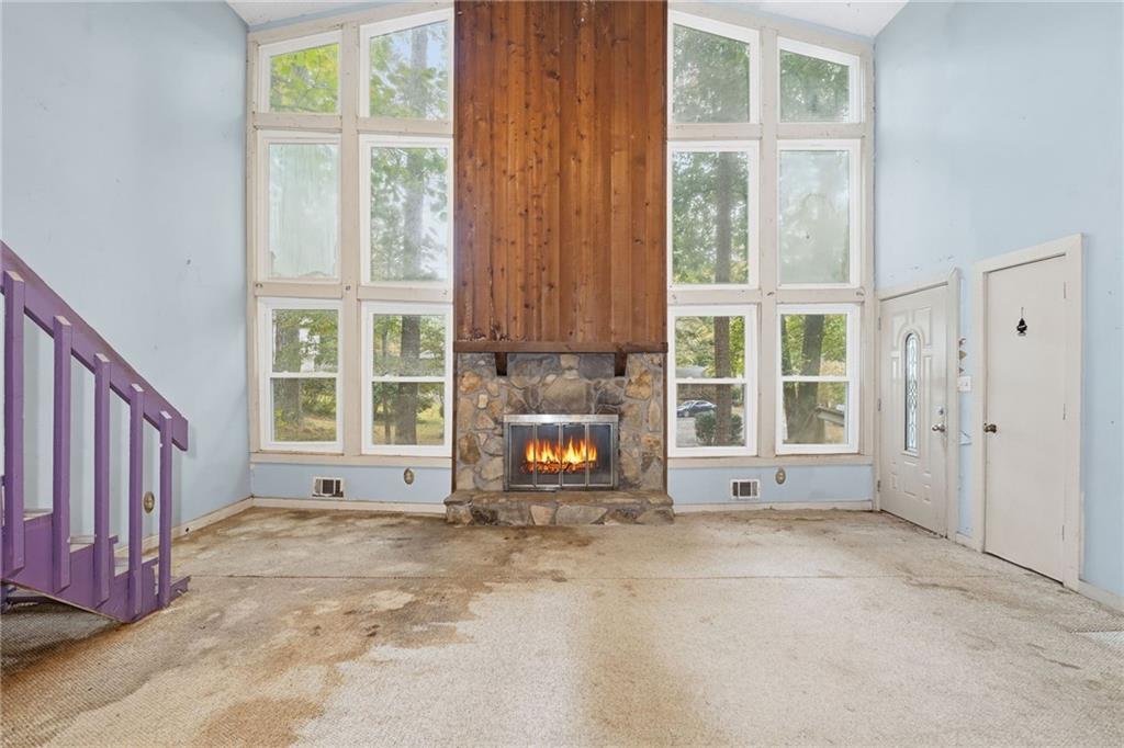 767 Starmist Court NE