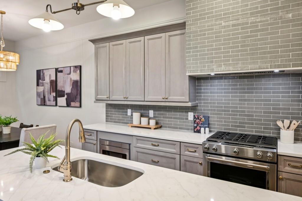 541 Oakland Avenue SE Unit A