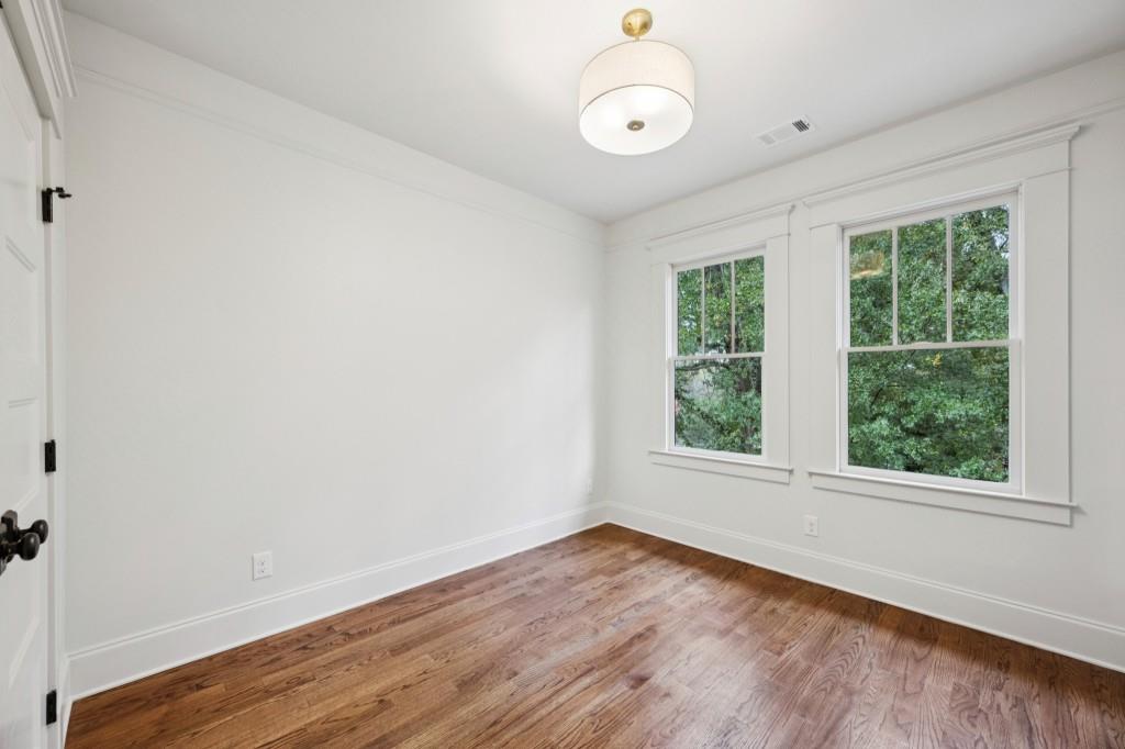 541 Oakland Avenue SE Unit A