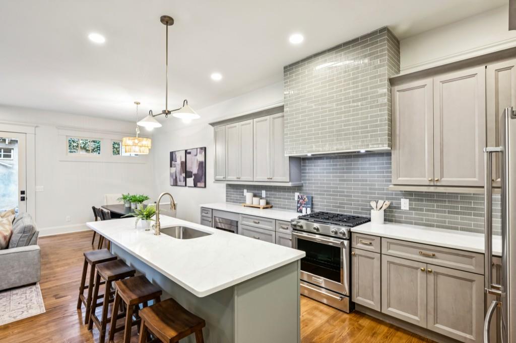 541 Oakland Avenue SE Unit A