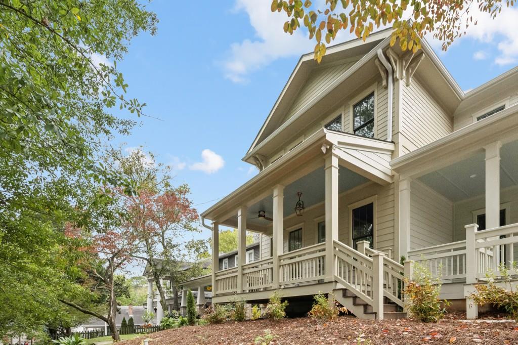 541 Oakland Avenue SE Unit A