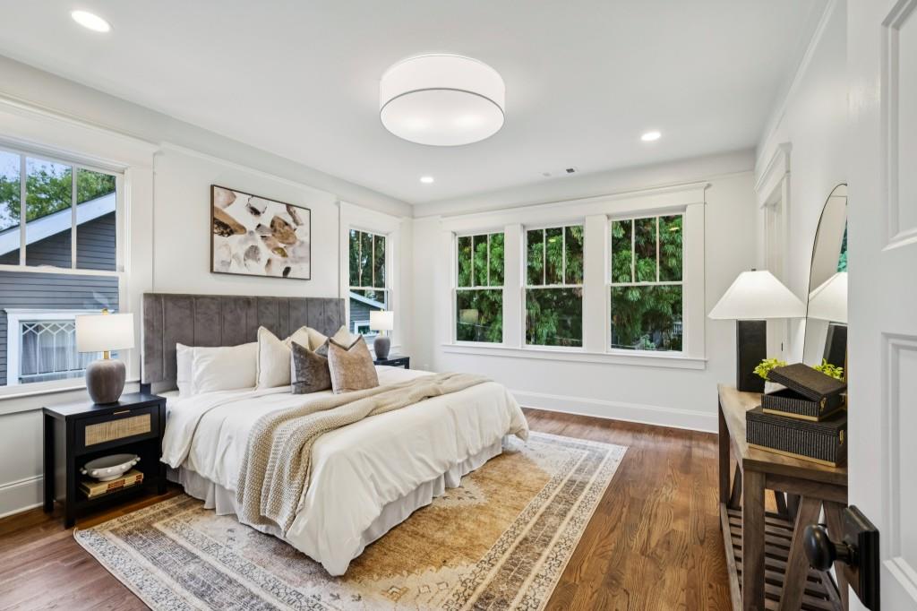 541 Oakland Avenue SE Unit A