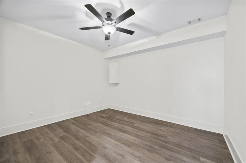 611 Foster Park Lane