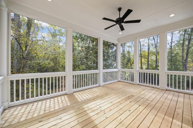 611 Foster Park Lane