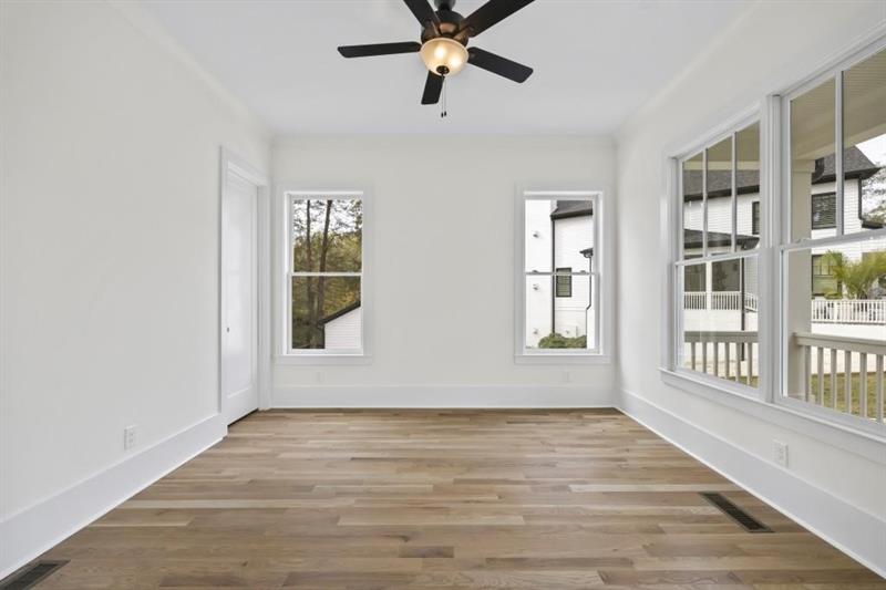 611 Foster Park Lane