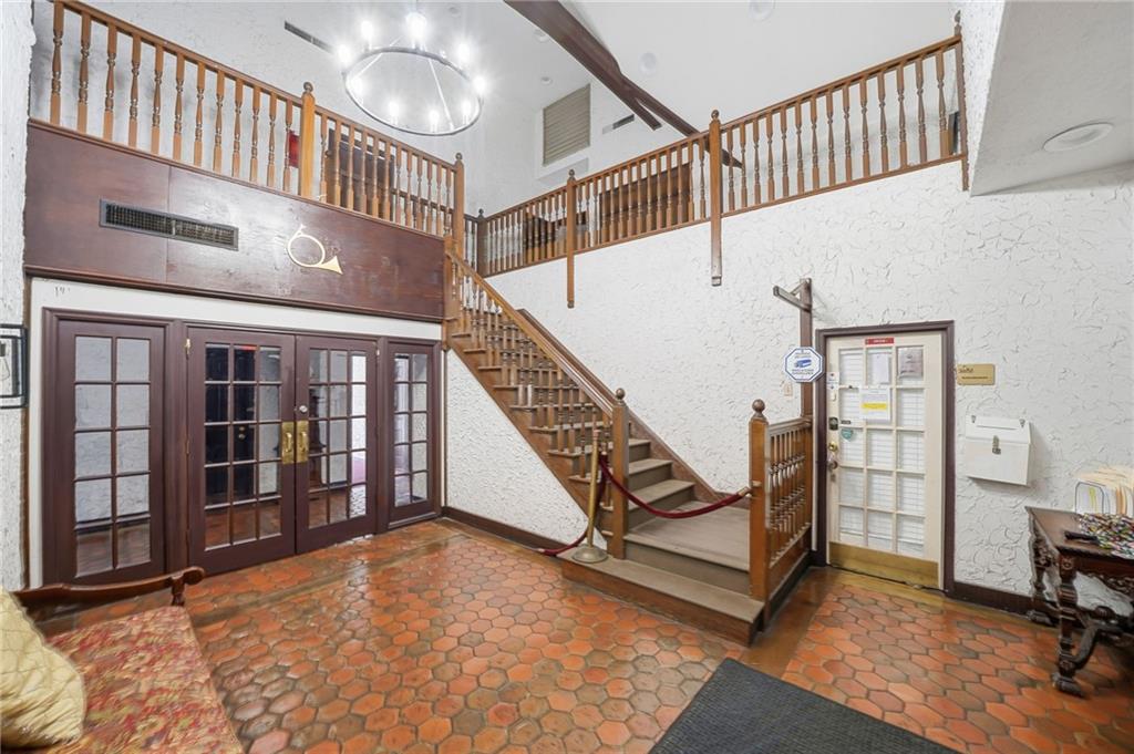 6851 Roswell Road Unit H29