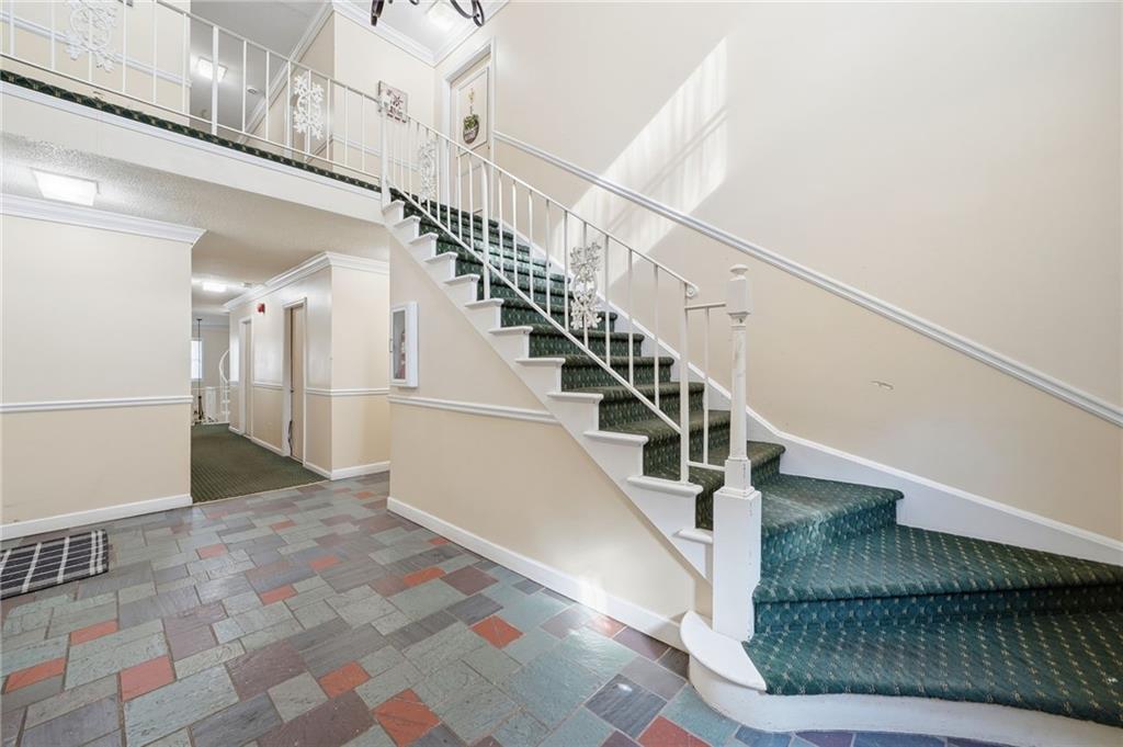 6851 Roswell Road Unit H29