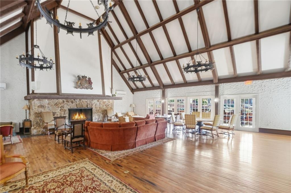 6851 Roswell Road Unit H29