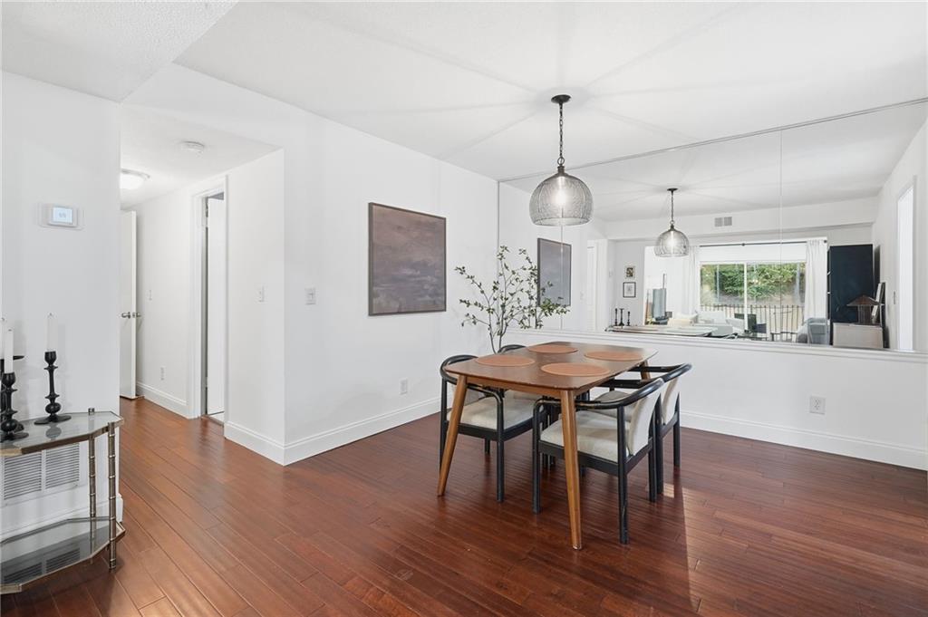 6851 Roswell Road Unit H29