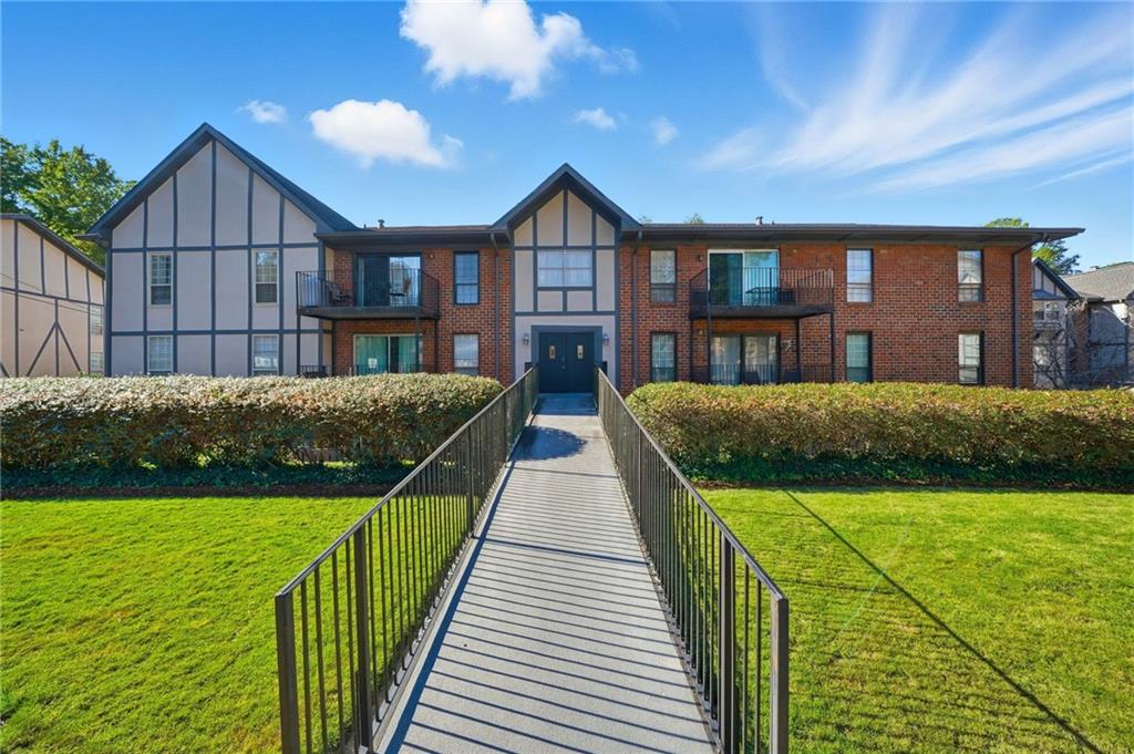 6851 Roswell Road Unit H29