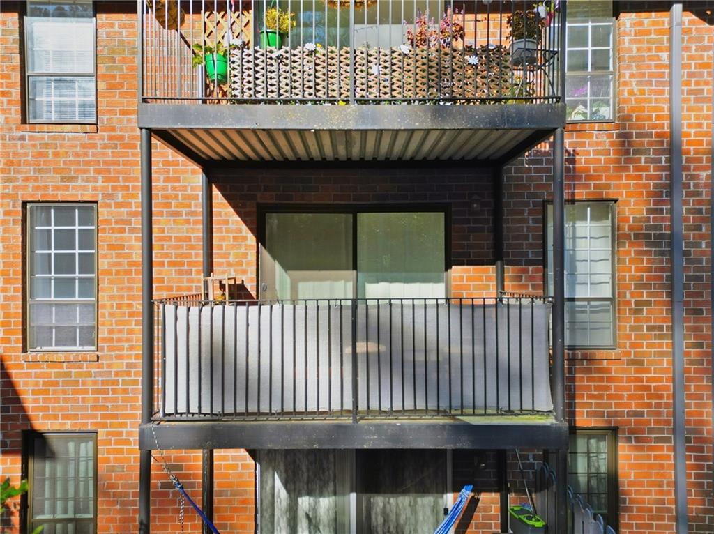 6851 Roswell Road Unit H29