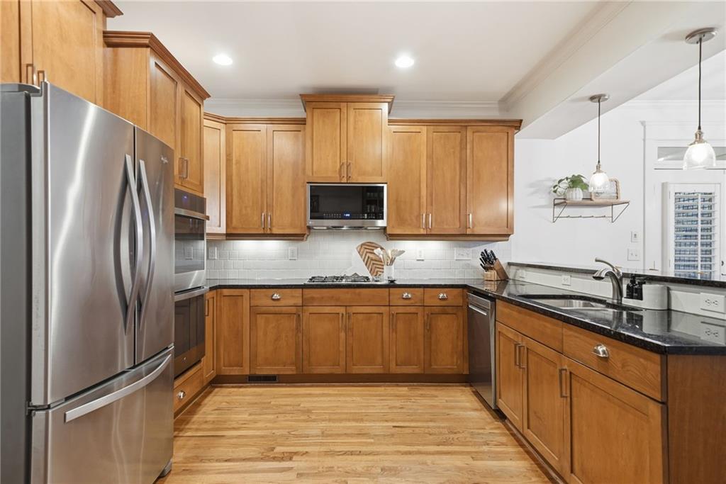 2584 Porchside Place SE