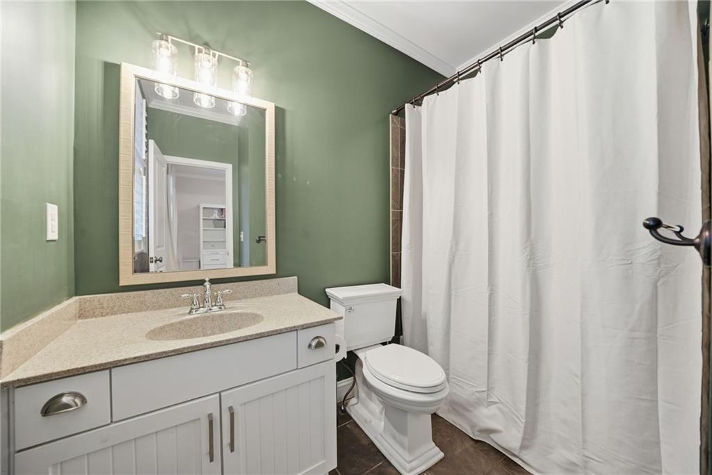 2584 Porchside Place SE