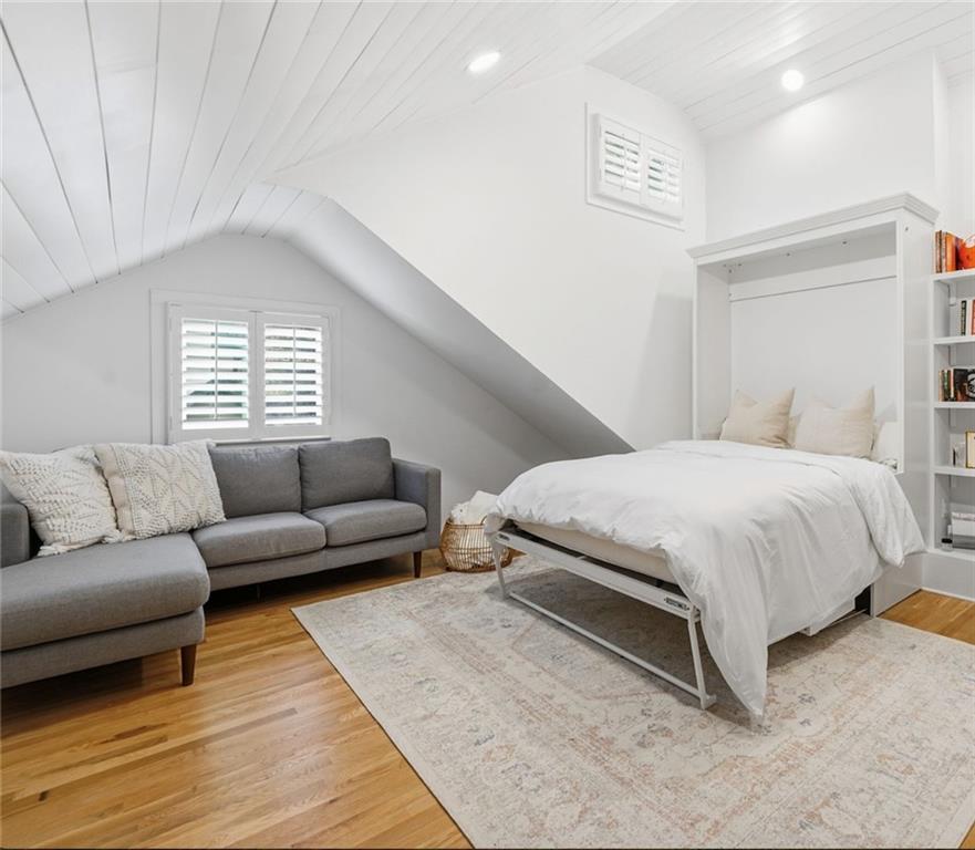 2584 Porchside Place SE