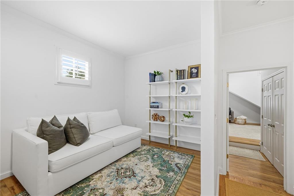 2584 Porchside Place SE