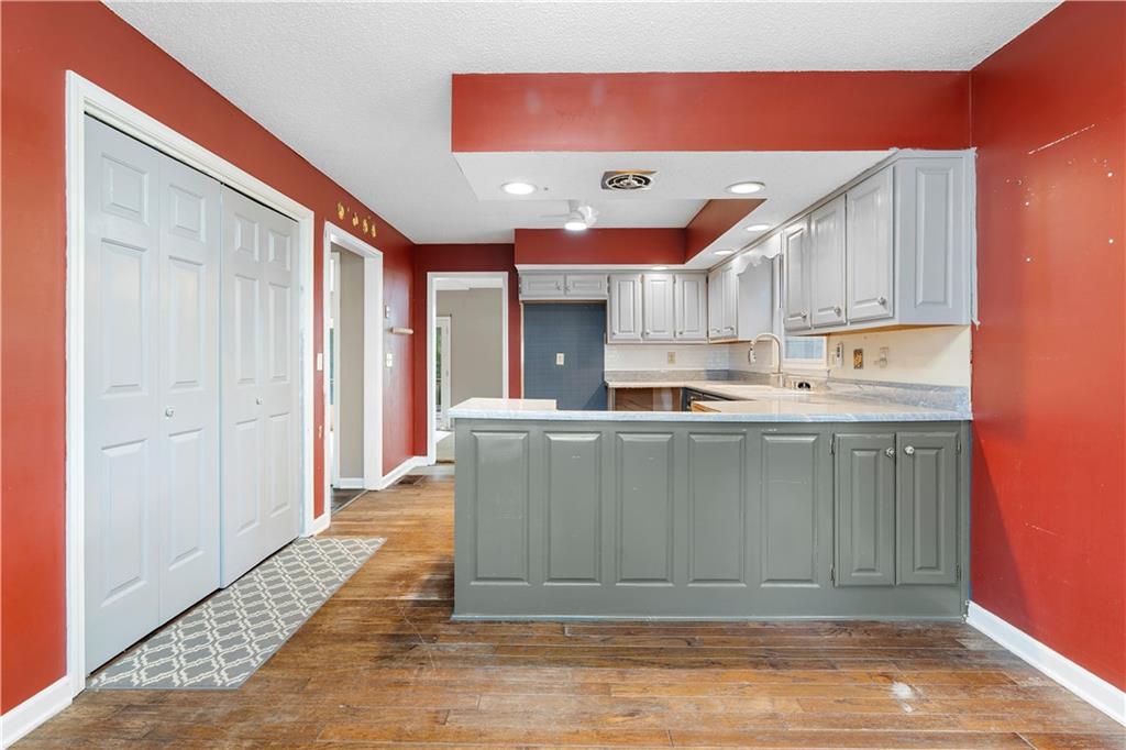 3177 Spring Lake Drive NE