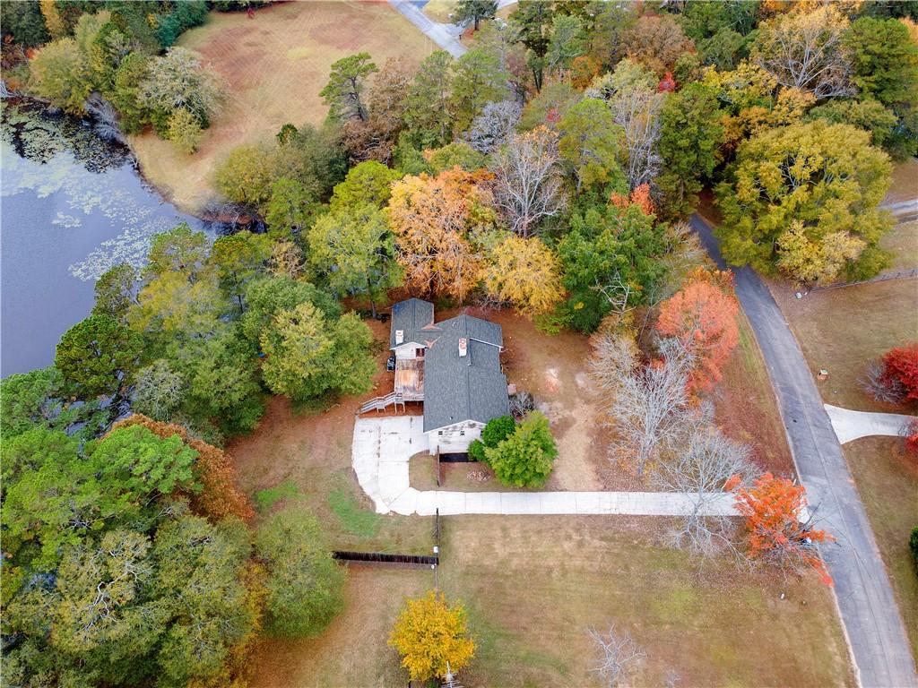 3177 Spring Lake Drive NE