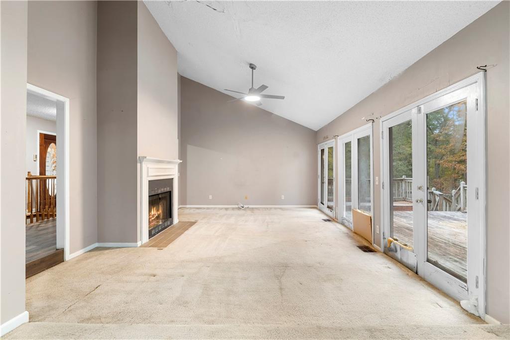 3177 Spring Lake Drive NE