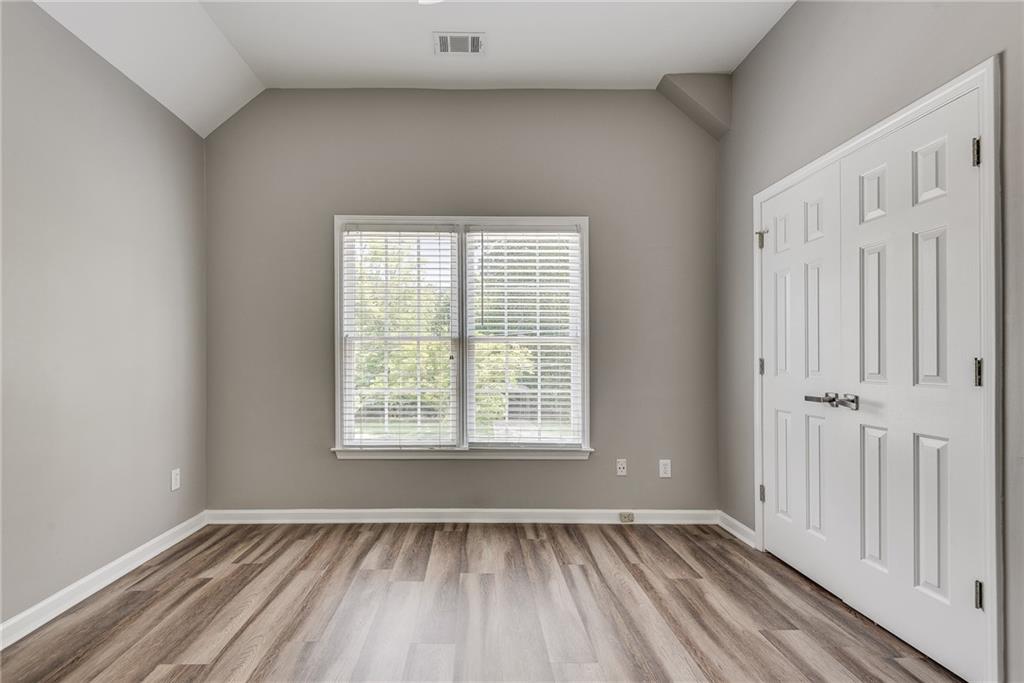 2251 N Shallowford Road