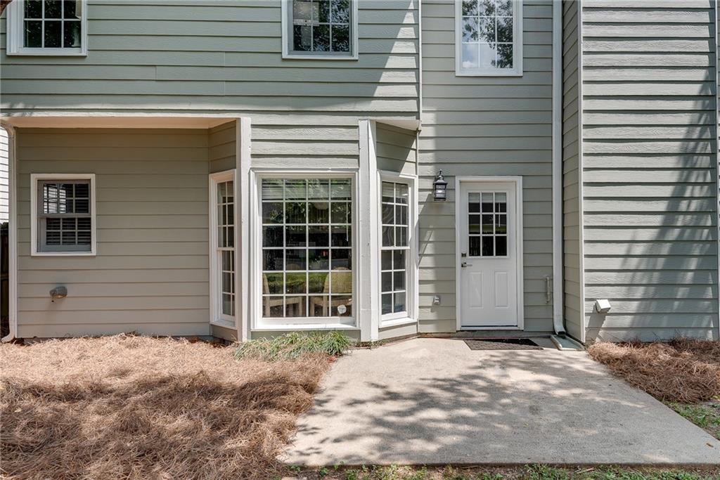 2251 N Shallowford Road