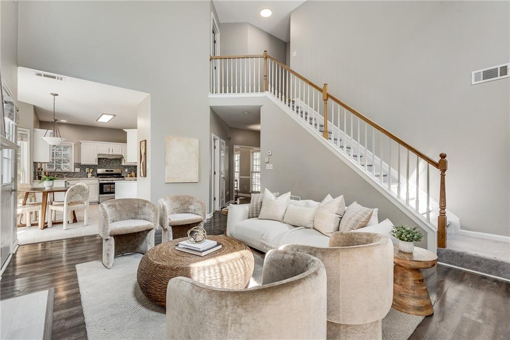 2251 N Shallowford Road