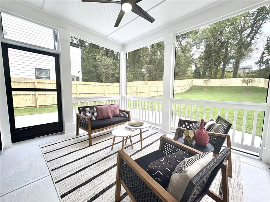 507 Casanova Street SE