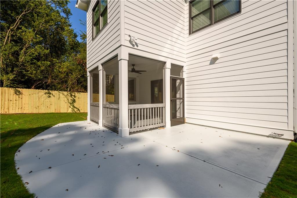 507 Casanova Street SE