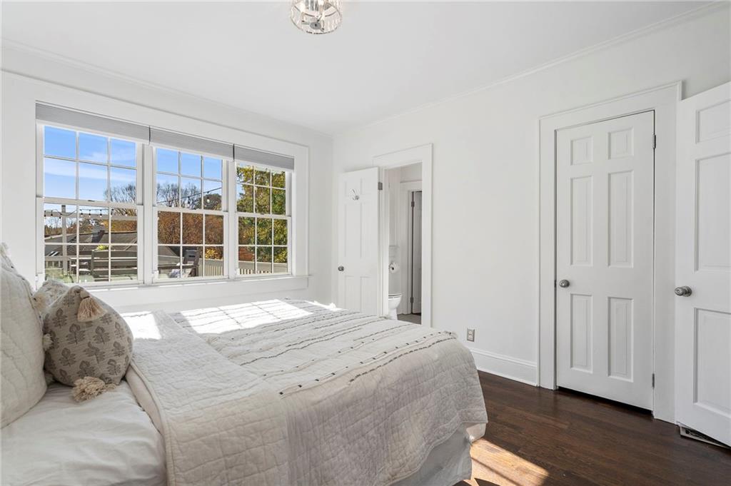 1605 Johnson Road NE