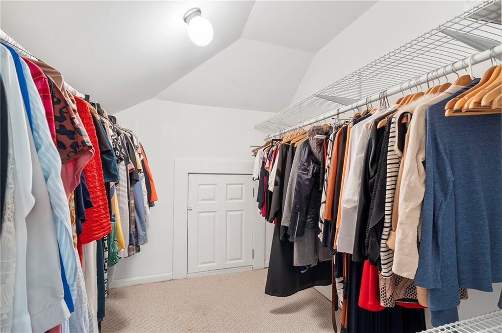 1605 Johnson Road NE