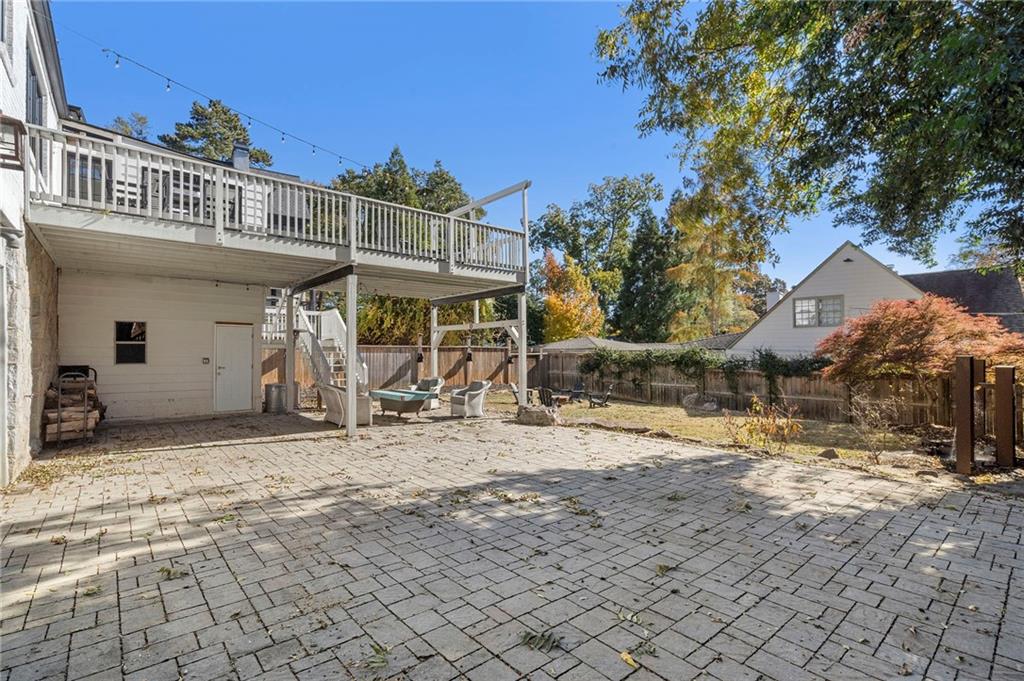 1605 Johnson Road NE