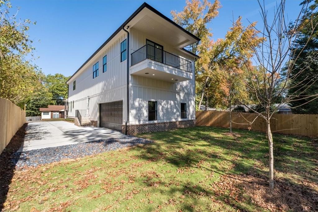 247 Greenwood Circle