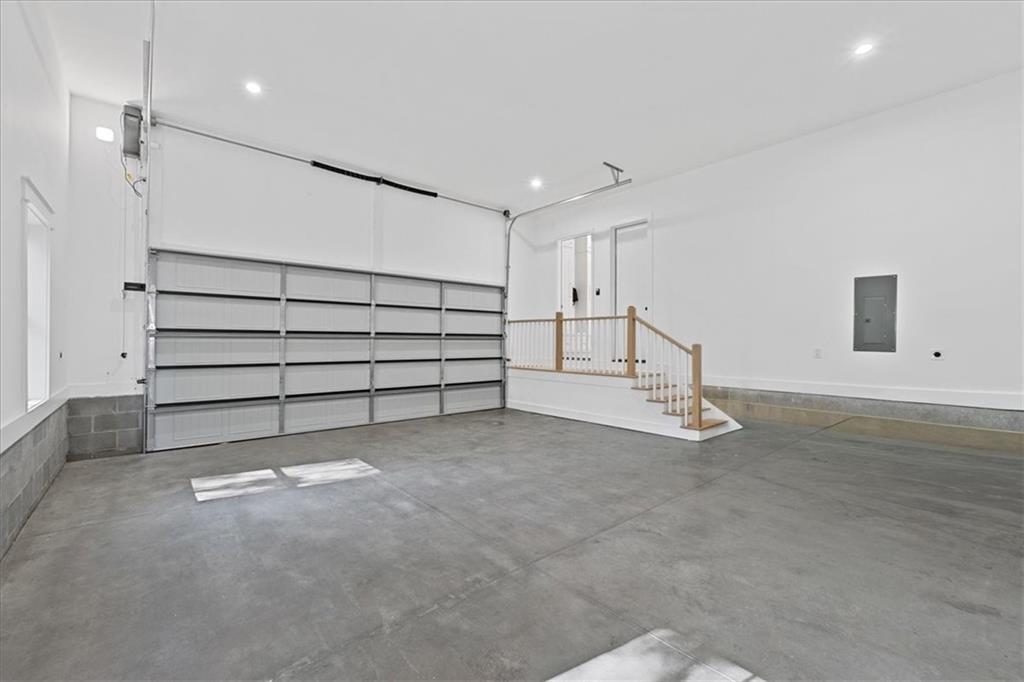 247 Greenwood Circle