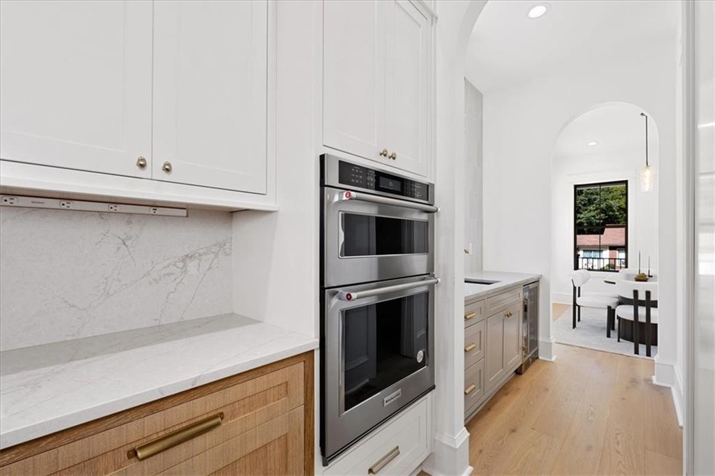 247 Greenwood Circle