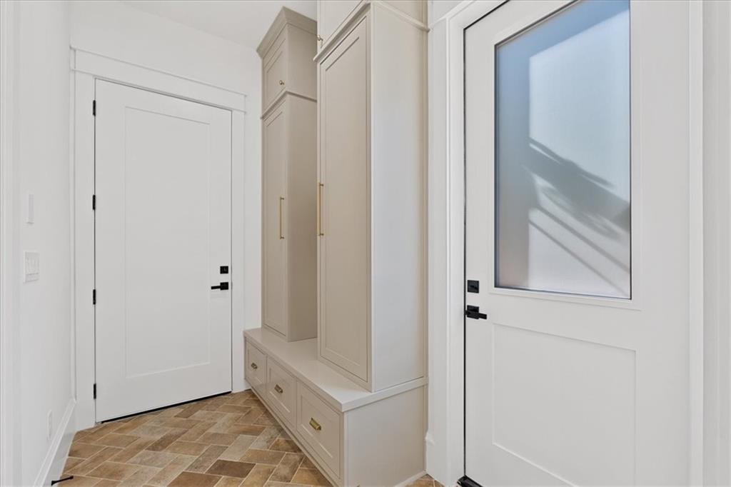 247 Greenwood Circle