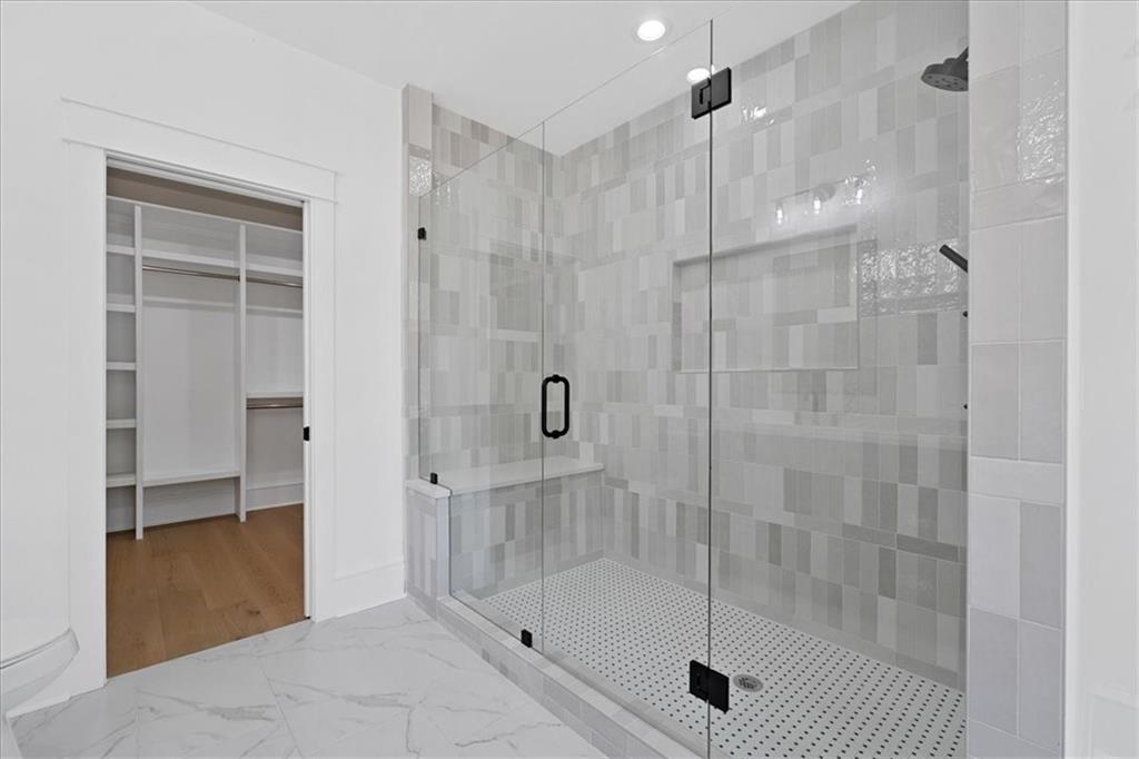 247 Greenwood Circle